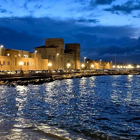 Casa Mistral
